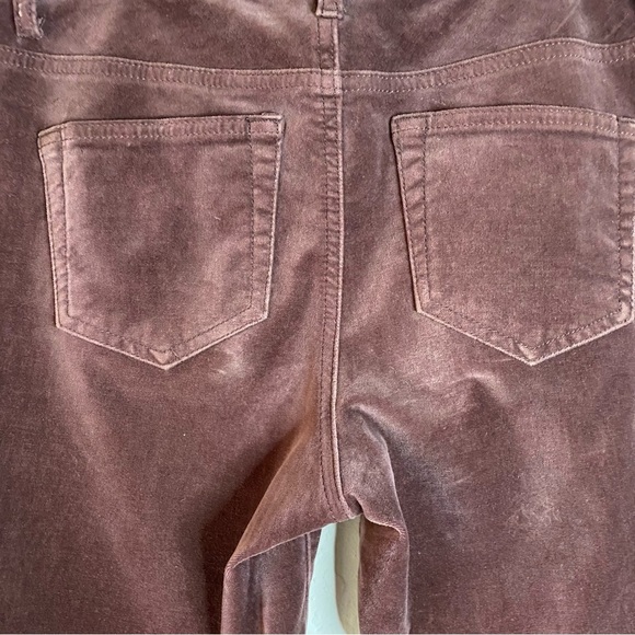 Sundance Womans Velvet Velour Pants Burgundy Mid Rise Slim Straight Leg SZ 8P - Picture 9 of 9